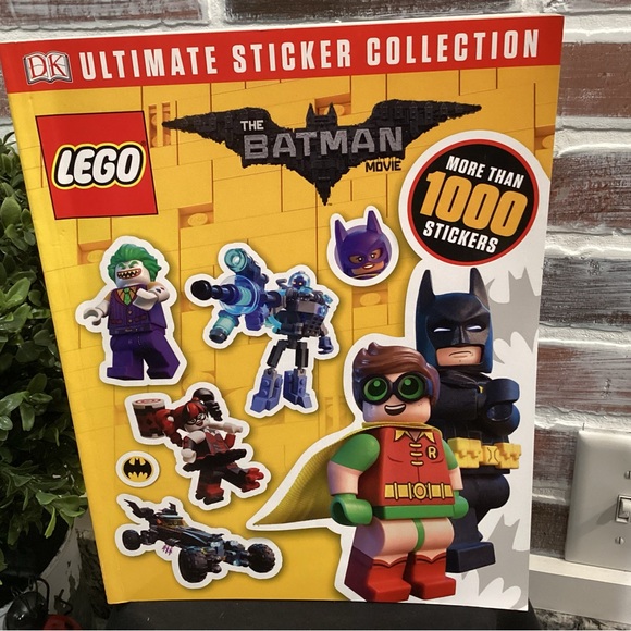 Lego The Batman Movie 1000+ Sticker Book - Like New - 1 Sticker Used - Comics - Picture 2 of 14